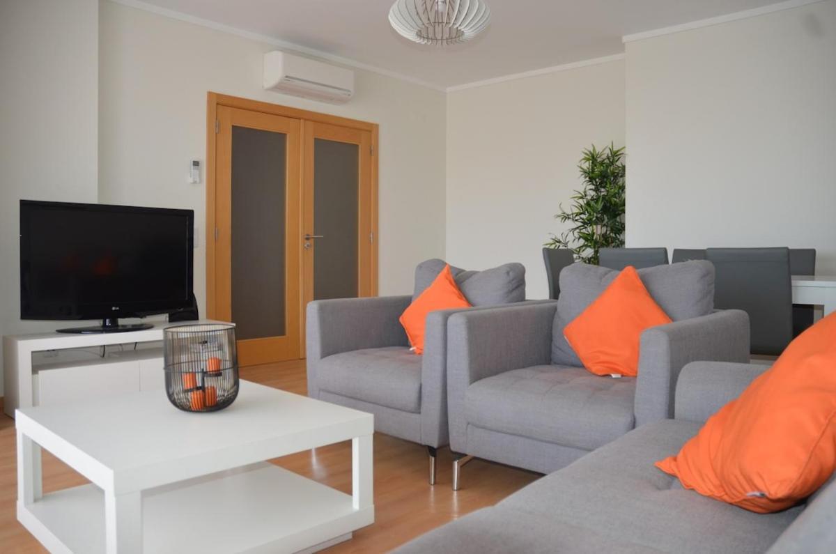 Algarve T2 Apartment With Pool And Balcony In Olhão Buitenkant foto
