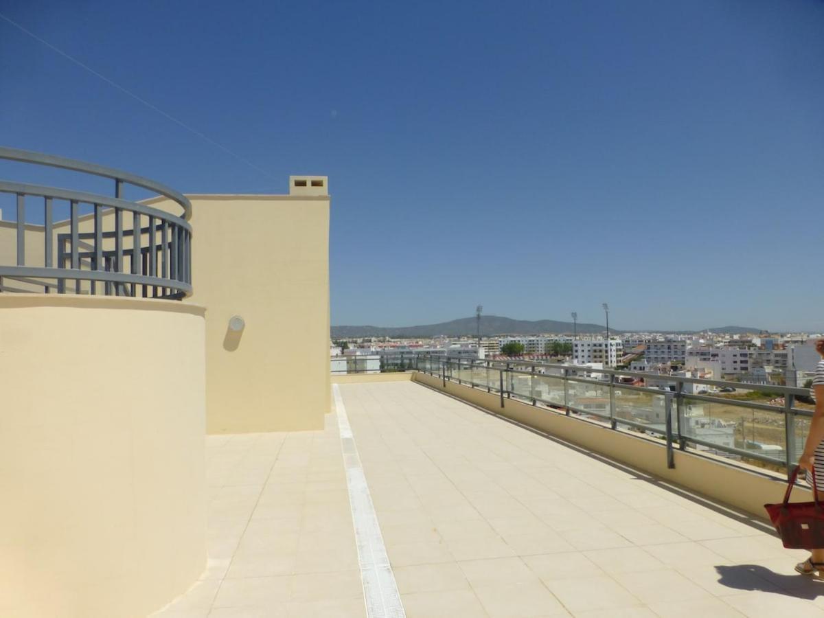 Algarve T2 Apartment With Pool And Balcony In Olhão Buitenkant foto